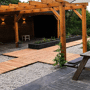 Wit grind in de tuin